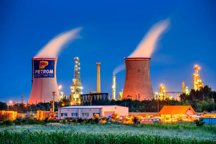 ---------Preurile-carburanilor-pe-masa-Preedintelui-Nicuor-Dan-cheam-OMV-Petrom-la-Cotroceni