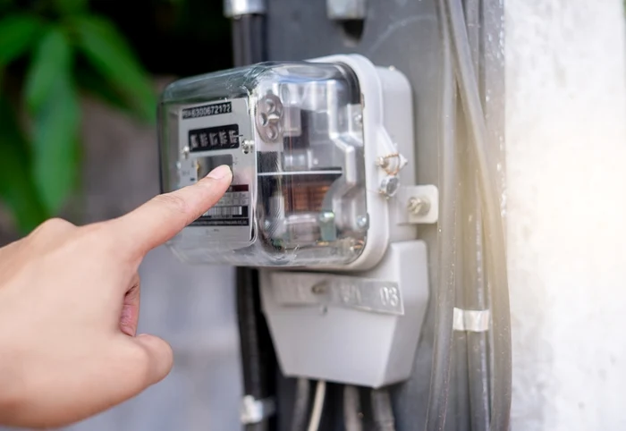 ---------ROAlert-pentru-curent-Romnii-vor-primi-notificri-cnd-se-apropie-de-limita-consumului-la-energie-stabilit-n-contract