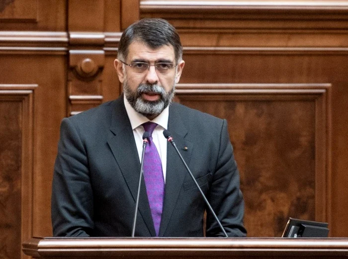 ---------Robert-Cazanciuc-cere-explicaii-lui-Bolojan-pentru-blocarea-finanrii-Cartierului-Justiiei-Are-datoria-s-explice-public-raiunile-nefinanrii