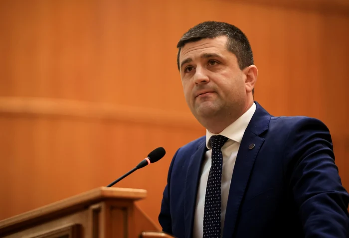 ---------Romnia-ar-putea-trimite-militari-pentru-deminare-n-Ormuz-Ministrul-Aprrii-Am-cptat-ceva-experien