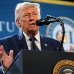 ---------Schimbare-de-obiective-Trump-este-dispus-s-pun-capt-rzboiului-cu-Iranul-chiar-dac-traficul-prin-Strmtoarea-Ormuz-rmne-parial-blocat