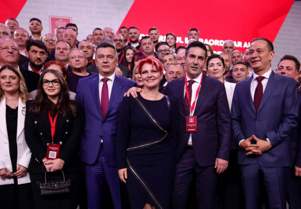 ---------Sondaj-cu-privire-la-ieirea-PSD-de-la-guvernare-Votanii-AUR-i-vor-pe-social-democrai-n-opoziie