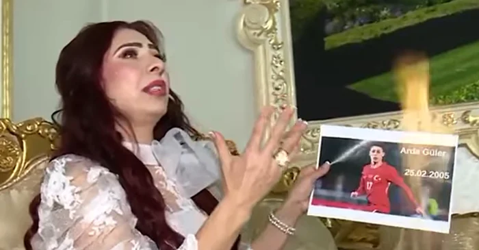 ---------Totul-pentru-calificare-Astrologul-Atena-le-face-vrji-turcilor-Iau-ppua-voodoo-s-i-nepe-picioarele-Cine-va-marca-golul-decisiv-pentru-Romnia