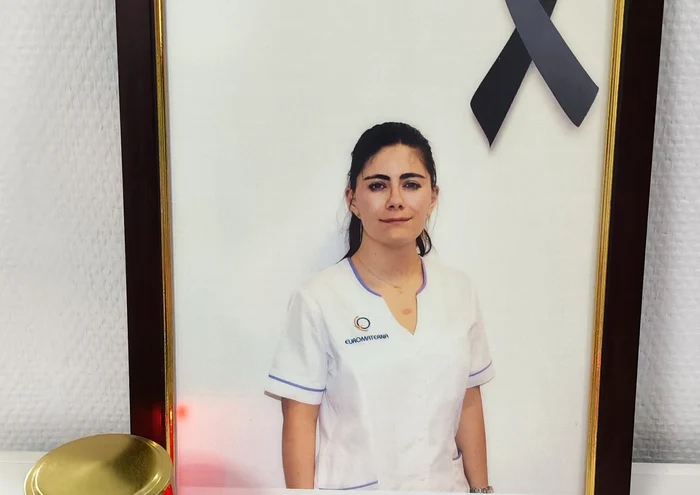 ---------Ultimele-clipe-ale-asistentei-de-23-de-ani-care-a-murit-la-locul-de-munc-O-coleg-a-prins-o-n-brae-n-momentul-n-care-a-nceput-s-i-piard-cunotina