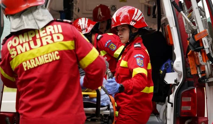 ---------Un-elev-de-13-ani-s-ar-fi-aruncat-de-la-etajul-1-al-colii-la-care-nva-Nu-a-czut-ci-a-srit-Ce-l-ar-fi-mpins-la-acest-gest