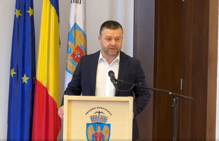 Video----------Primria-Capitalei-se-restructureaz-sute-de-posturi-dispar-Ciprian-Ciucu-anun-comasarea-a-7-instituii