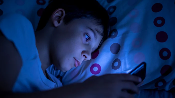 ---------ara-care-respinge-interzicerea-reelelor-sociale-pentru-minorii-sub-16-ani-Solicitm-opinii-care-s-ne-ajute