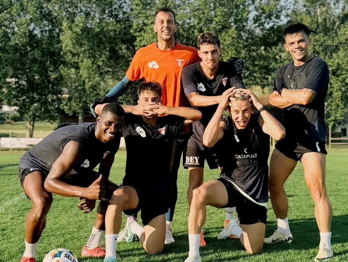 ---------Fundaul-din-Superliga-a-luptat-pentru-visul-fratelui-imobilizat-A-vrut-s-aduc-o-bucurie-acas-M-a-motivat-s-ajung-juctor-s-l-fac-fericit