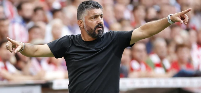 ---------Italia-este-n-lacrimi-dup-al-treilea-Mondial-de-fotbal-ratat-Trei-oameni-de-la-Interul-lui-Chivu-au-eliminarea-pe-contiin