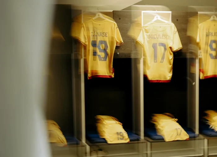 ---------Naionala-neputinei-a-mai-cobort-7-poziii-n-clasamentul-FIFA-Cum-arat-minciuna-n-care-bltete-fotbalul-romnesc