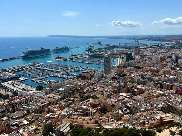 ---------Oraul-din-Spania-care-este-n-topul-celor-mai-populare-destinaii-din-2026-datorit-preurilor-accesibile-i-climei-blnde