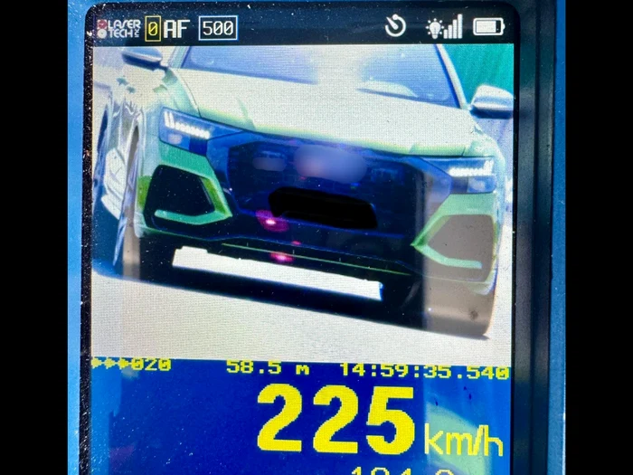 ---------Tnr-prins-cu-225-kmh-pe-un-drum-de-lng-Oradea-Ct-timp-rmne-fr-permis