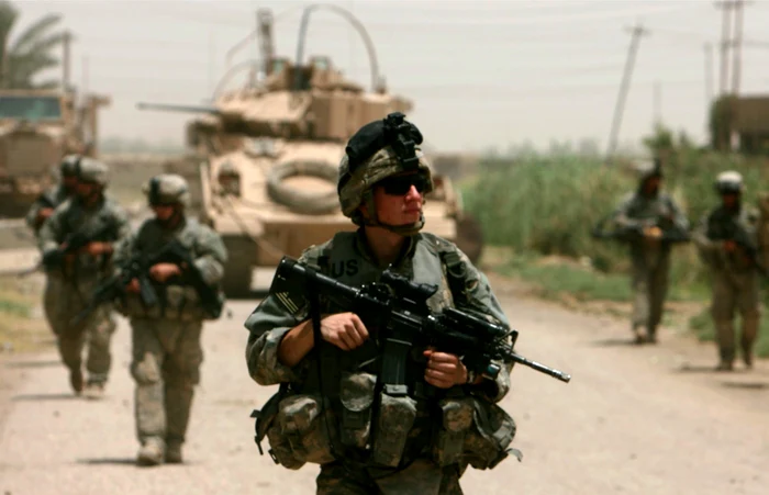 ---------Trump-detalii-despre-misiunea-de-recuperare-a-pilotului-A-fost-salvat-n-plin-zi-dup-un-raid-de-apte-ore-deasupra-Iranului