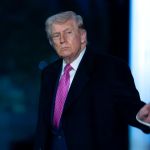 ---------Trump-semneaz-un-ordin-executiv-dubios-care-restricioneaz-votul-prin-coresponden-n-alegerile-americane