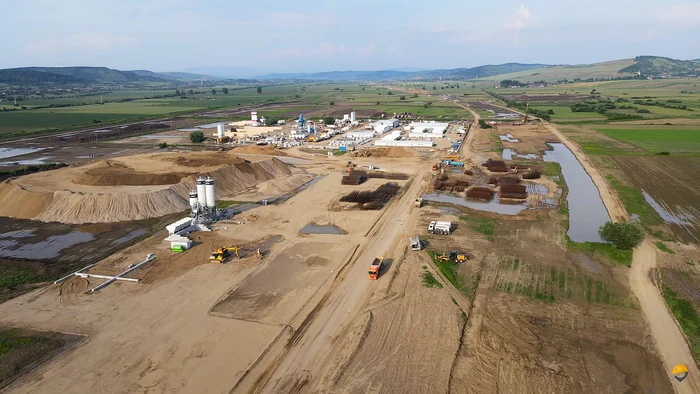 ---------Ultimul-lot-al-tronsonului-Trgu-Neam-Iai-Ungheni-din-Autostrada-Unirii-are-constructor-Care-este-valoarea-contractului