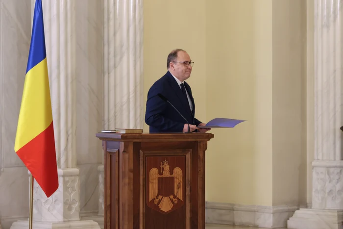 Analiz----------Efectul-de-bocanc-n-viscerele-Educaiei-Ce-las-n-urm-Mihai-Dimian-dup-mandatul-de-doar-dou-luni-la-vrful-ministerului