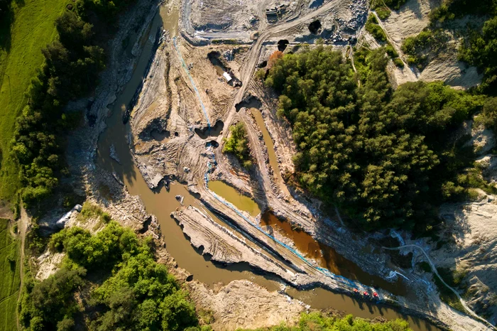 ---------Bani-din-Fondul-de-solidaritate-al-UE-pentru-repararea-infrastructurii-afectate-de-inundaii-printre-care-i-Salina-Praid