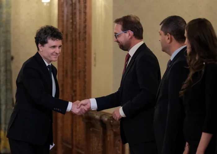 ---------Ce-au-discutat-Fritz-i-Nicuor-Dan-n-ce-condiii-rmne-USR-la-guvernare-SURSE