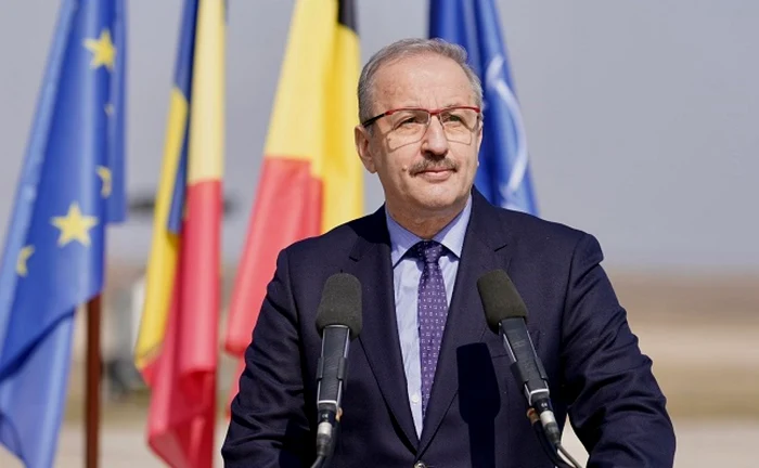 ---------Ce-pune-la-cale-PSD-n-spatele-uilor-nchise-Cu-cine-vrea-s-fac-Guvernul-dac-PNL-rmne-n-opoziie-Dncu-Grindeanu-e-pregtit