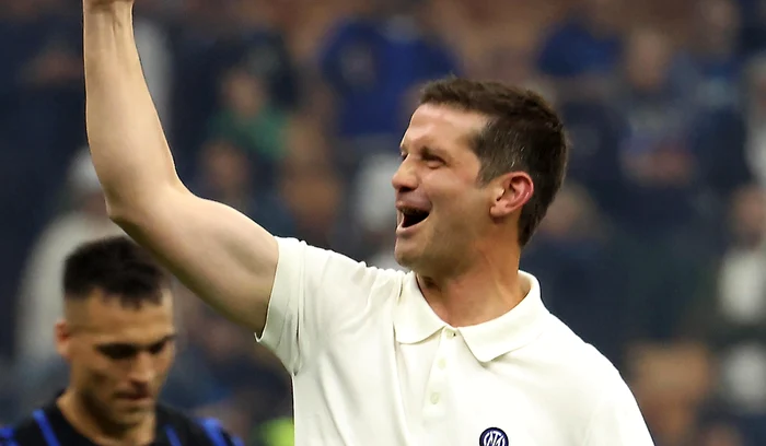 ---------Chivu-n-a-renunat-la-igri-nici-la-petrecerea-de-titlu-Imaginea-pe-care-antrenorul-i-ar-fi-dorit-s-n-o-vad-pe-contul-oficial-de-Instagram-al-Interului