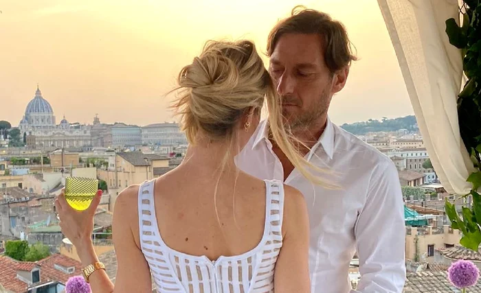 ---------Cu-cine-l-a-nlocuit-Ilary-Blasi-pe-Francesco-Totti-Vedeta-TV-se-recstorete-imediat-dup-divorul-de-fostul-fotbalist