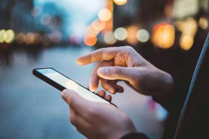 ----------Escrocii-trimit-SMS-uri-false-cu-amenzi-rutiere-Inspecia-anual-a-vehiculului-va-fi-suspendat-Avertismentul-Poliiei-Romne
