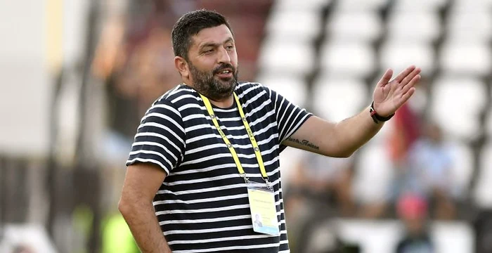 ---------FCSB-i-a-luat-antrenor-de-la-TV-Era-coleg-de-platou-cu-preedintele-Mihai-Stoica