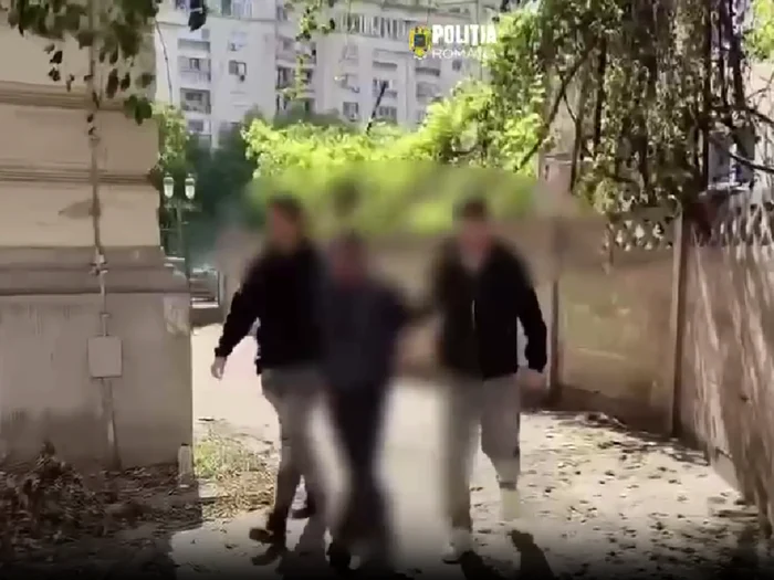 ---------Femeie-de-77-de-ani-din-Bucureti-btut-i-tlhrit-de-un-brbat-pe-care-l-ajuta-cu-mncare-Agresorul-i-a-furat-mai-multe-bunuri-din-locuin
