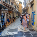 ---------Grecia-limiteaz-plile-n-numerar-la-500-de-euro-Ce-amenzi-risc-cei-care-ncalc-regula