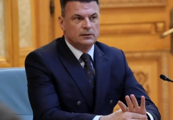 ---------Grindeanu-l-a-deconspirat-pe-liberalul-care-a-contactat-o-pe-Olgua-Vasilescu-Mircea-Roca-Am-sunat-o-din-greeal-dup-moiune