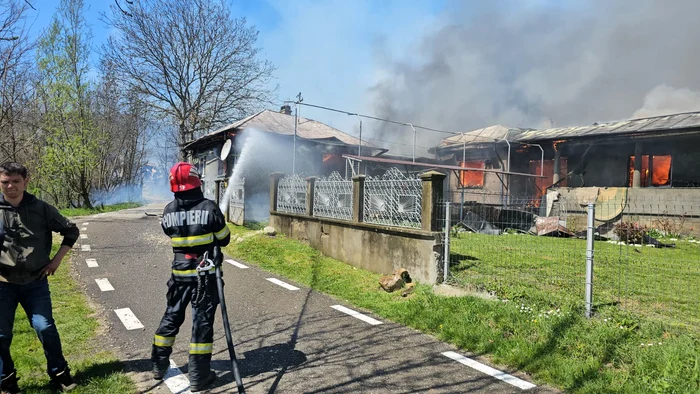 ---------Guvernul-acord-ajutoare-de-urgen-dup-incendiul-devastator-din-Rucreni-1-milion-de-lei-pentru-sprijinirea-familiilor-afectate