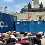 ---------Israelul-i-a-expulzat-pe-toi-activitii-din-flotila-ctre-Fia-Gaza-Italia-cere-pedepsirea-ministrului-israelian-care-i-a-umilit-pe-activiti