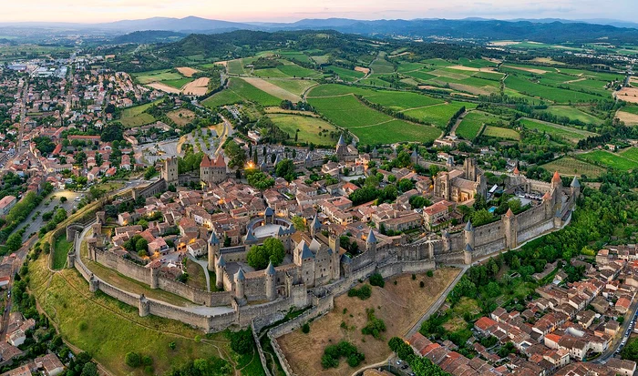 ---------Locurile-care-te-transpun-n-trecut-Cele-mai-frumoase-localiti-medievale-din-Europa-