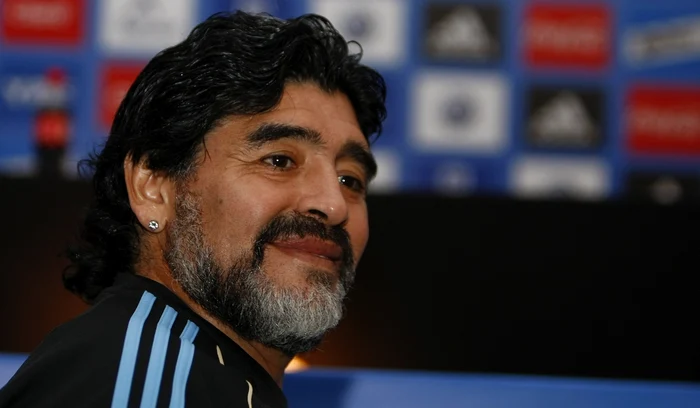 ---------Moartea-lui-Diego-Maradona-ar-fi-putut-fi-evitat-Dezvluiri-fr-precedent-fcute-de-un-medic-n-48-de-ore-starea-lui-s-ar-fi-mbuntit