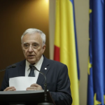 ---------Mugur-Isrescu-Un-premier-tehnocrat-nu-este-neaprat-soluia-pentru-Romnia-Trebuie-s-ai-credibilitate-Altfel-vorbeti-n-gol-n-deert