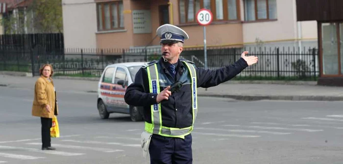 ---------Restricii-de-trafic-n-nopile-de-5-i-6-mai-n-Bucureti-din-cauza-unor-lucrri-de-asfaltare-pe-Splaiul-Independenei-Recomandrile-Brigzii-Rutiere