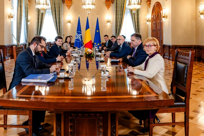 ---------SURSE-Culisele-consultrilor-de-la-Palatul-Cotroceni-Ce-i-a-propus-Nicuor-Dan-lui-Kelemen-Hunor