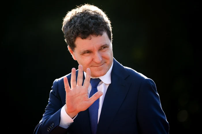 ---------SURSE-Favoriii-lui-Nicuor-Dan-Trei-nume-de-tehnocrai-pe-lista-preedintelui-