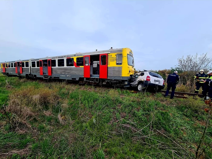---------Tragedie-n-a-doua-zi-de-Pate-Un-brbat-a-murit-dup-ce-autoturismul-pe-care-l-conducea-a-fost-spulberat-de-un-automotor-n-Timi