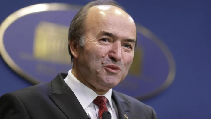 ---------Tudorel-Toader-crede-c-CCR-va-respinge-sesizarea-lui-Grindeanu-n-cazul-programului-SAFE-Nu-exist-conflict-constituional