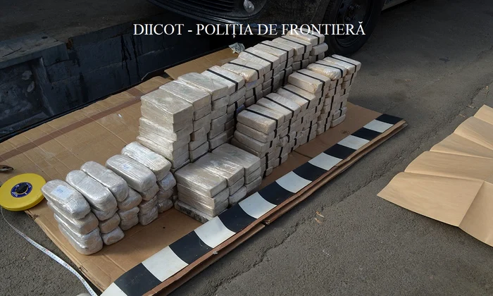 ---------Turc-aflat-la-pucrie-acuzat-c-a-introdus-ilegal-200-de-kg-de-heroin-n-Romnia-Drogurile-figurau-ca-turmeric-ghimbir-i-scorioar