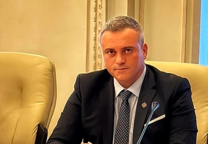 ---------Un-deputat-din-grupul-parlamentar-PSD-a-aterizat-la-PNL-Acesta-fusese-ales-pe-listele-SOS-Romnia-