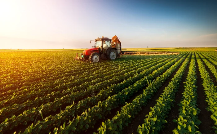 ---------Un-fermier-rmne-fr-utilaje-din-cauza-datoriilor-la-leasing-Punea-unei-comune-din-Botoani-este-scoas-la-licitaie-pentru-facturi-neachitate