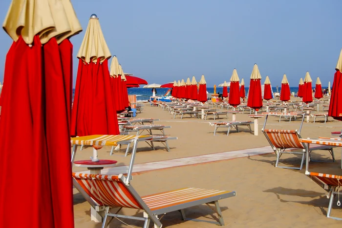 Video----------O-destinaie-popular-de-pe-coasta-Adriaticii-introduce-reguli-stricte-pe-plajele-sale-spectaculoase-ce-a-fost-interzis-complet