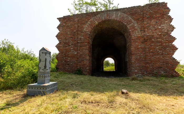 Insula Șimian, proiectul care urma să salveze Ada-Kaleh: cetatea mutată pe Dunăre după construirea Porților de Fier