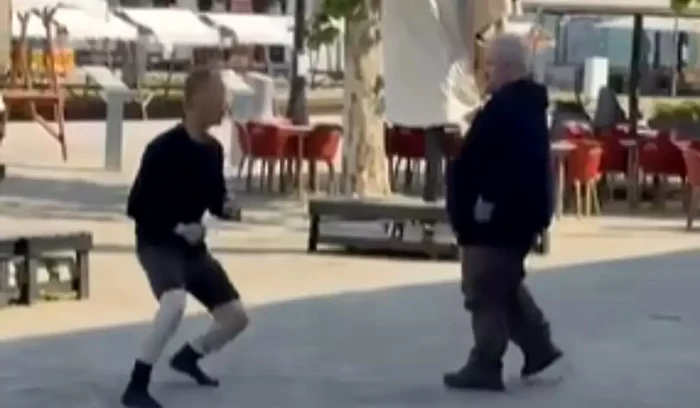 Anchetă la Baia Mare după ce un tânăr lovește un bărbat în centrul orașului
