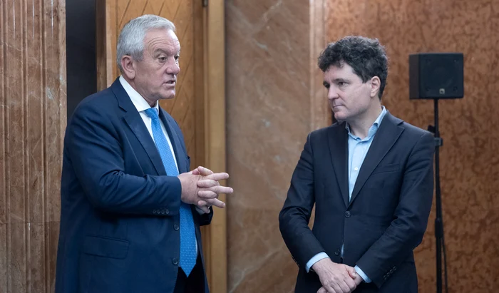 Primarul din Buzău cere excluderea lui Grindeanu şi a „familiei de la Craiova” din conducerea PSD şi intrarea la guvernare