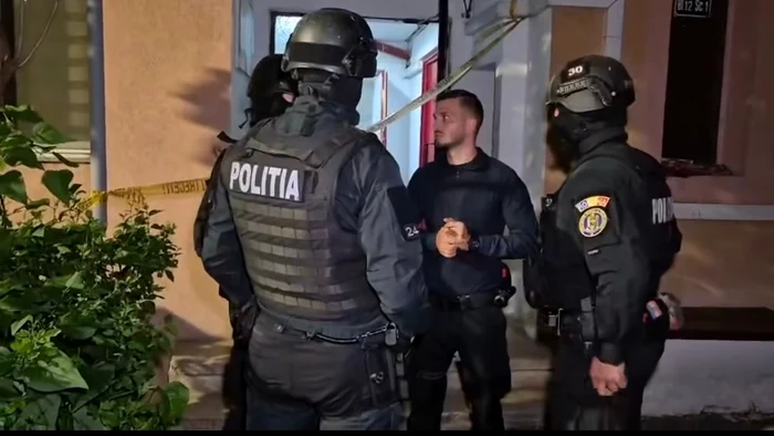 Noi detalii în cazul crimei din Târgu Jiu: bătrână de 83 de ani ucisă de nepotul pe care l‑a crescut