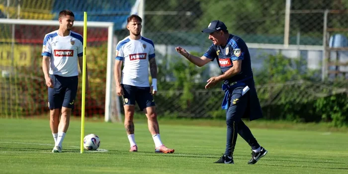 Hagi a pornit oficial al doilea mandat la națională: lotul intră în cantonament la Mogoșoaia