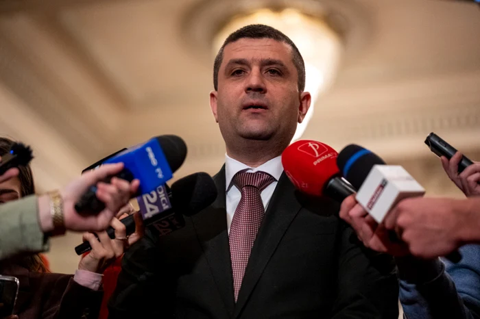 MApN şi Statul Major susţin declaraţii după prăbuşirea unei drone ruseşti la Galaţi